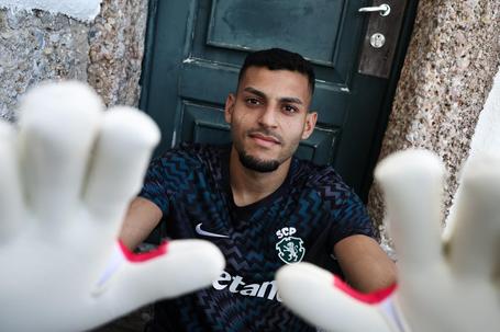 Kaiqque, guarda-redes brasileiro de 23 anos - Foto: SPORTING CP