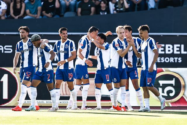 Festejos do terceiro golo do FC Porto. Foto: Liga Portugal (Académico Viseu-FC Porto)