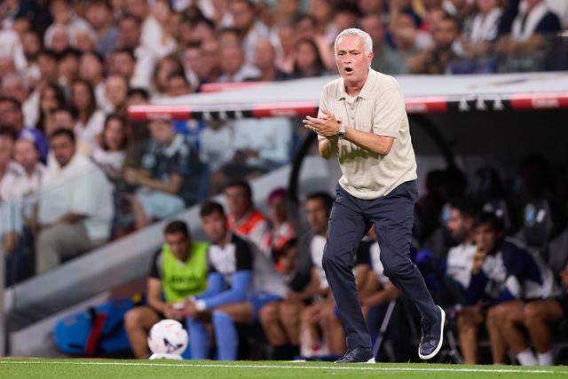 Real Madrid de José Mourinho recebe Málaga, às 15h30 — Foto: IMAGO