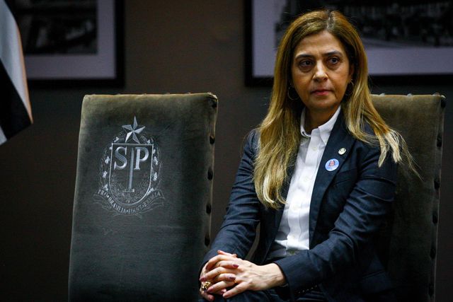 O gesto polémico da presidente do Palmeiras na Bombonera