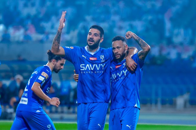 Al Hilal de Jesus assalta liderança com redenção de Neymar