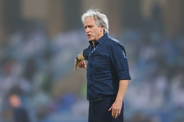 VÍDEO: Neymar e companhia puxaram pelo cântico de Jorge Jesus