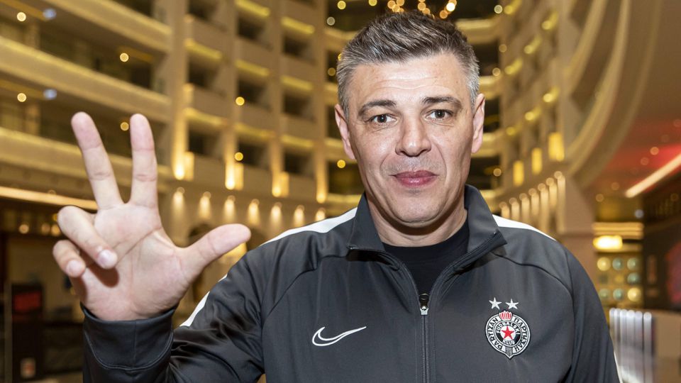 Savo Milosevic é o novo selecionador da Bósnia-Herzegovina