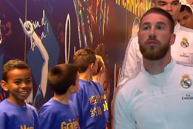 Lamine Yamal reencontra Sergio Ramos sete anos depois