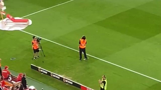 O voo da águia na Luz