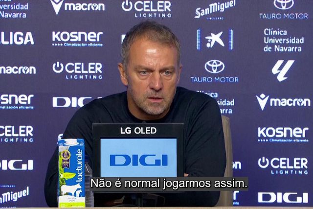 «Cometemos muito erros»: as explicações de Hansi Flick após a derrota estrondosa do Barcelona