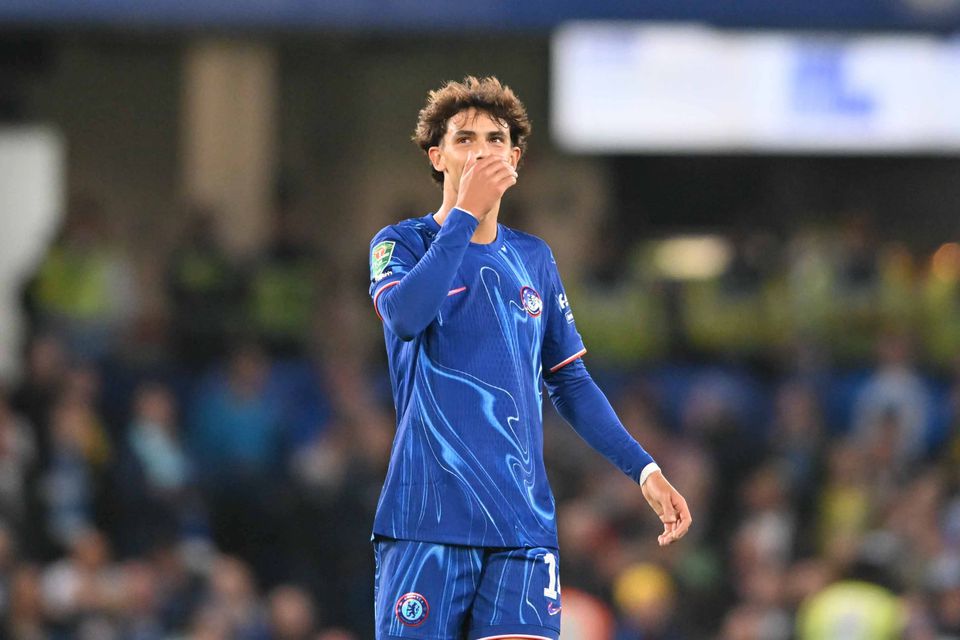 João Félix escolhe o melhor penteado do Chelsea e manda 'bicada' a Pedro Neto