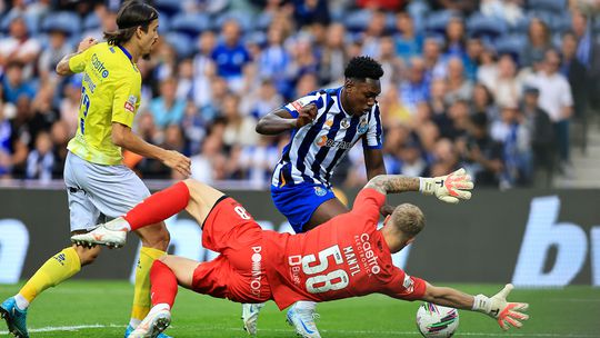 «FC Porto jogou mal na primeira parte, muito previsível a atacar»