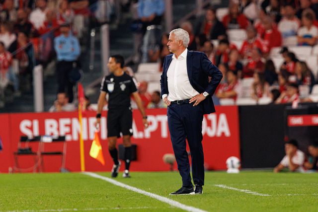 José Mourinho, treinador do Benfica, no Estádio da Luz