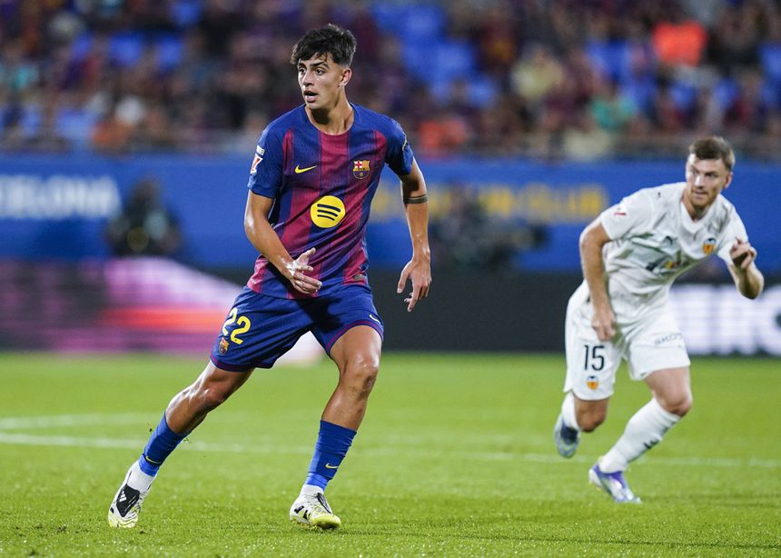 Marc Bernal, médio do Barcelona