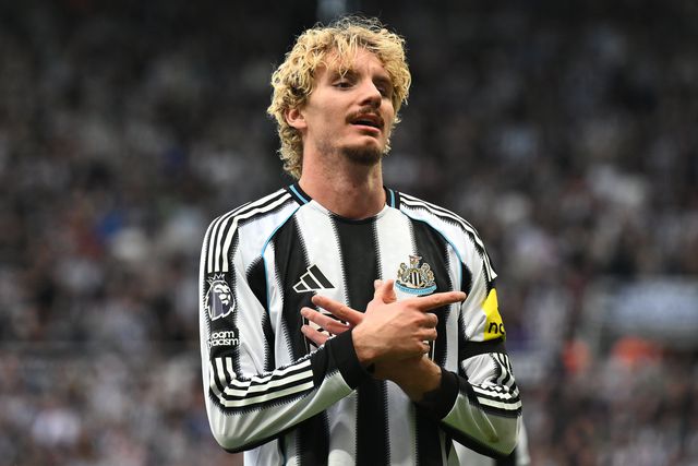 «Parabéns ao Estugarda por ter encontrado um 'idiota' que aceitou pagar tanto por Woltemade»