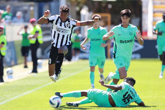 Capitão dos algarvios tem sido o 'terror' para as defensivas contrárias - Foto: D. R.