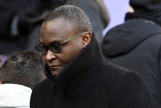 Antigo jogador e pai de Lukaku, Roger Lukaku morre aos 58 anos