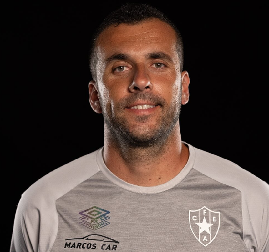 Técnico dos tricolores está pronto para o novo desafio - Foto: Estrela da Amadora