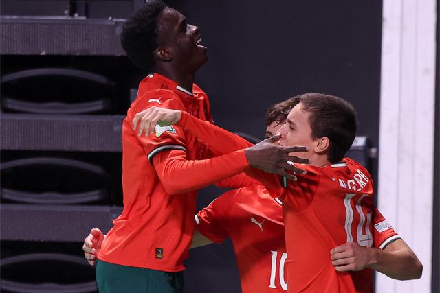 Euro sub-19: Portugal volta a golear, alcança meia-final e vence o grupo!