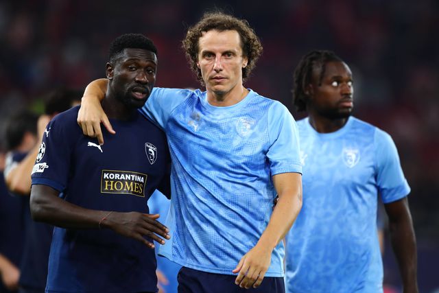 Pafos enfrenta Bayern em jogo de tubarão contra... Cinderela