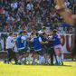 Jogadores do Colegiales a celebrarem a vitória