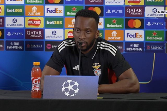 Lukebakio elogiou o treinador do Benfica e não conteve a gargalhada