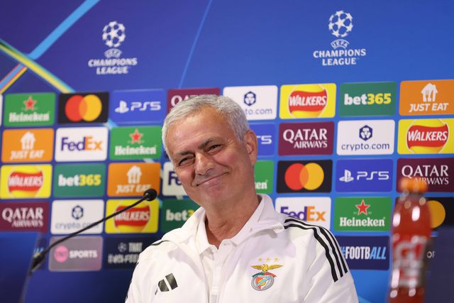 José Mourinho em conferência de imprensa em Londres