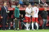 Kaminski, Benfica/Polónia - saiu lesionado aos 24 minutos do jogo contra a Bósnia e Herzegovina.  Problema no músculo adutor