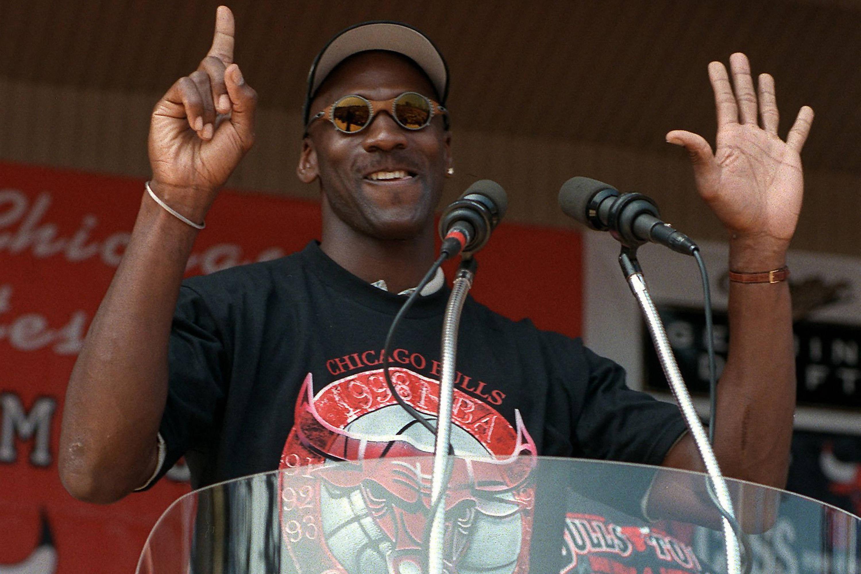 Michael Jordan conquistou seis títulos em seis presenças nos Finals pelos Bulls     - Fotografia Imago