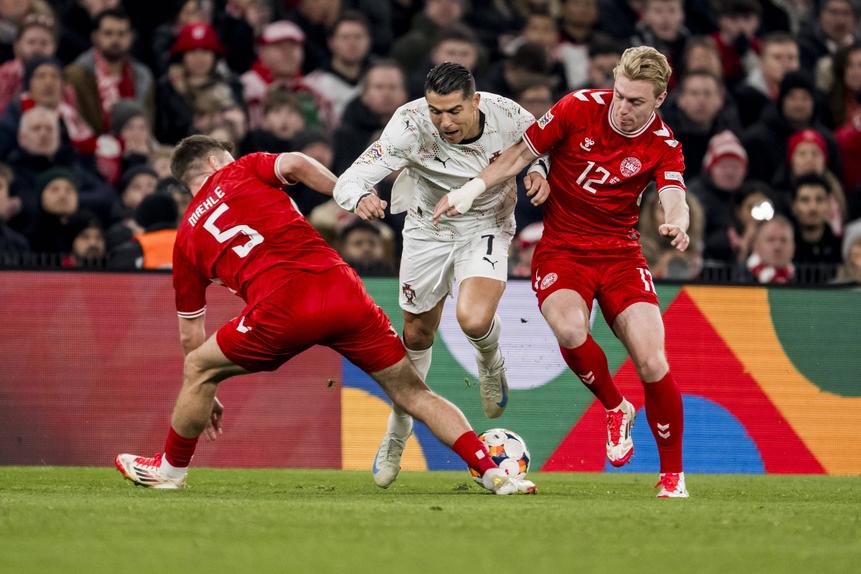 A Seleção Nacional perdeu na Dinamarca em 2025. Deu a volta na segunda mão e conquistou a Liga das Nações - Foto: IMAGO