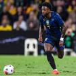 Mourinho recebe alerta de Ancelotti sobre Vinícius