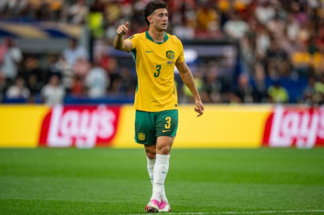 Alessandro Circati com a camisola australiana