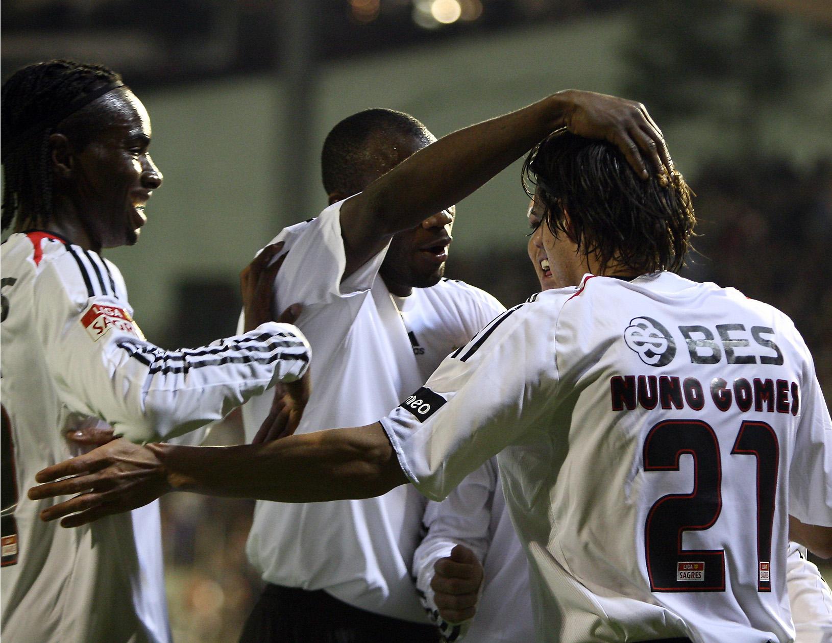 Balboa, Suazo e Nuno Gomes - Foto: ASF