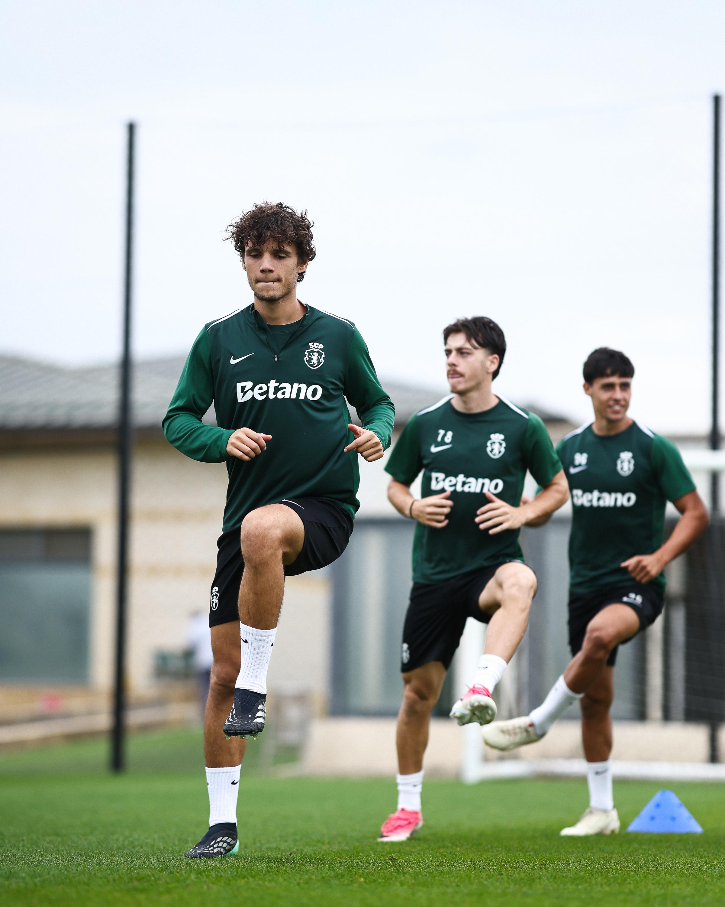 Eduardo Quaresma, Mauro Couto e Samuel Justo - Foto: Sporting CP