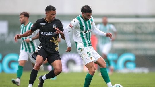 Farense-Rio Ave: empate com duas partes distintas