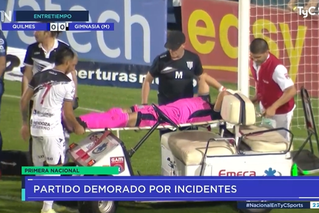 Jogo na Argentina suspenso após agressão a guarda-redes (vídeo)