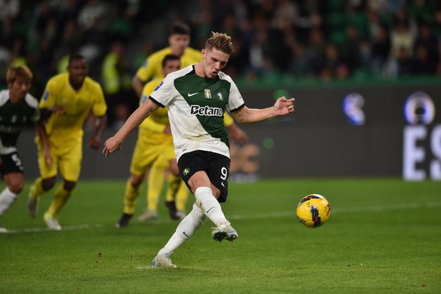 VÍDEO: Gyokeres aumenta vantagem em Alvalade de penálti