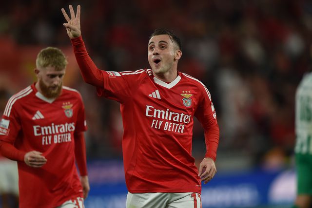 Um Benfica de duas caras