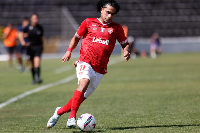 Mercado: Santa Clara recusa €5 milhões por Gabriel Silva