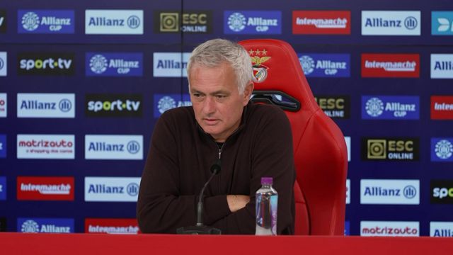 Mourinho explica por que não apostou em Obrador
