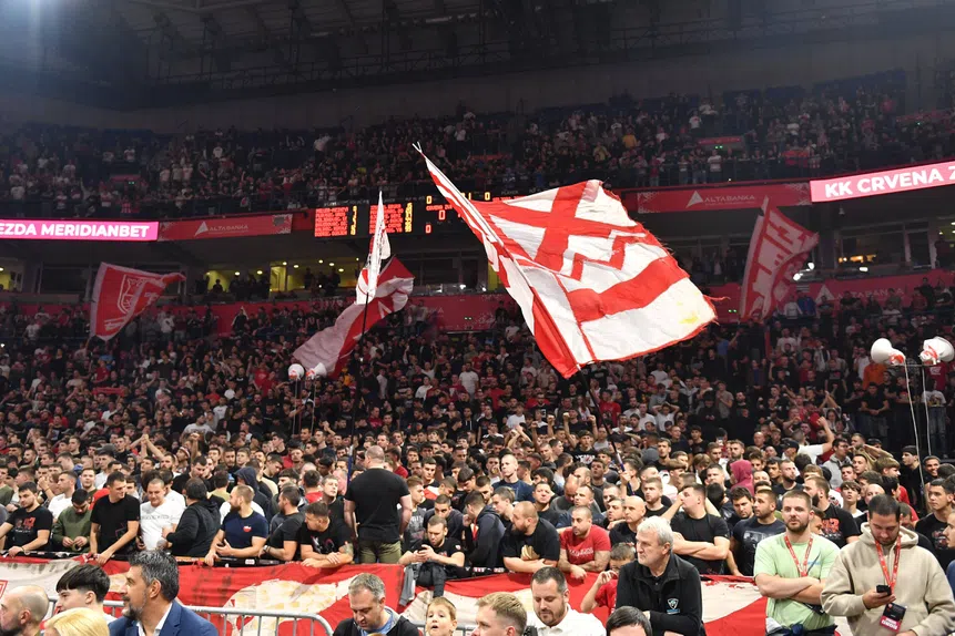 Racismo na Europa! Estrela Vermelha castigado