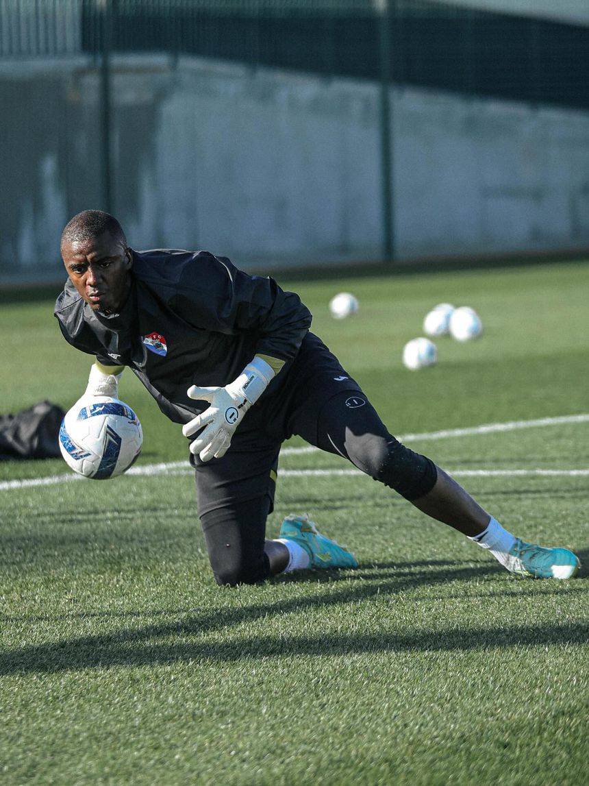 Andrew tem apenas quatro golos sofridos em 2025/2026. Fotografia: Gil Vicente