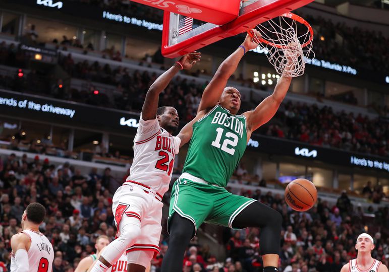 NBA: Celtics 'passeiam' contra os Bulls com Neemias no banco