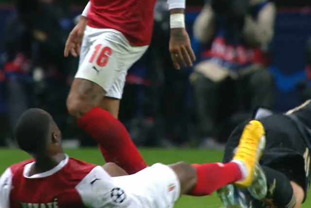 O lance que deixou o SC Braga reduzido a 10 (vídeo)