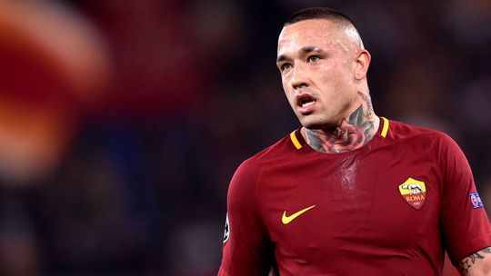 Radja Nainggolan vai jogar na Indonésia