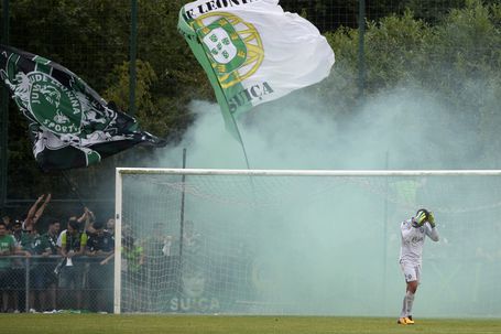 Do hálito a vodca no banco do Arsenal, à guerra que o «prendeu» no Sporting