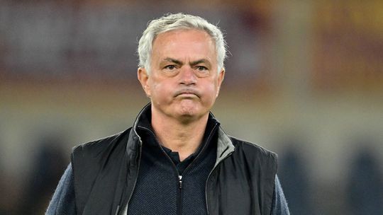 Mourinho e Roma multados por declarações do treinador sobre árbitro