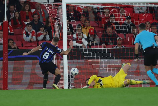 VIDEO: Arnautovic reduz para o Inter (1-3)