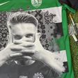 Isto é arte! Gyokeres pintado numa camisola do Sporting