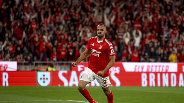 Arthur Cabral ameaça lugar de Pavlidis?