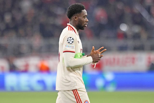 Davies parado pela polícia por conduzir embriagado em Munique