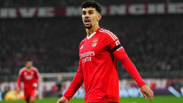 «Tomás Araújo é o melhor central do Benfica»