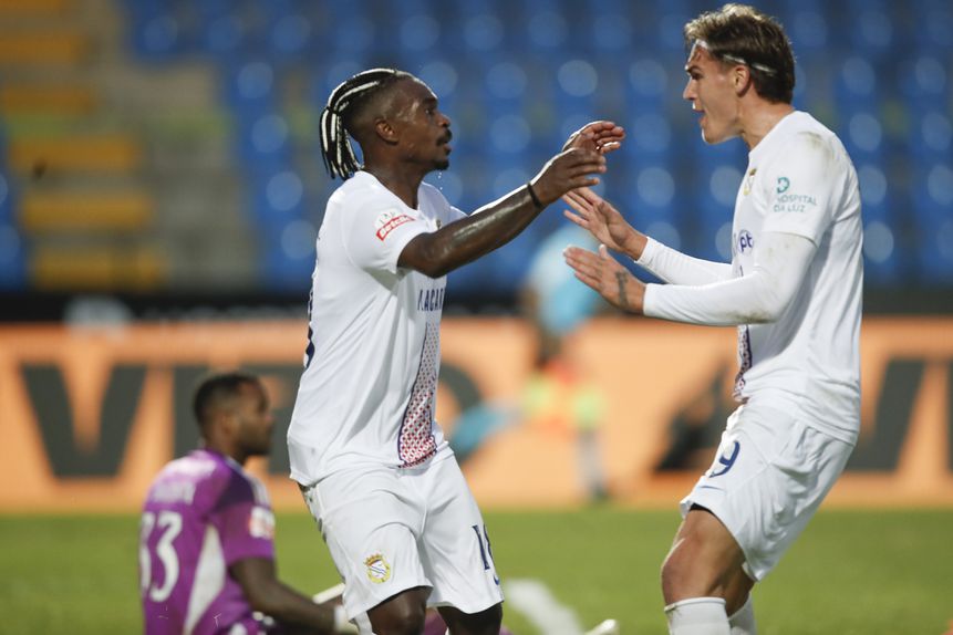 Lincoln e Marezi apontaram os golos do triunfo ribatejano em Rio Maior - Foto: Paulo Cunha/LUSA