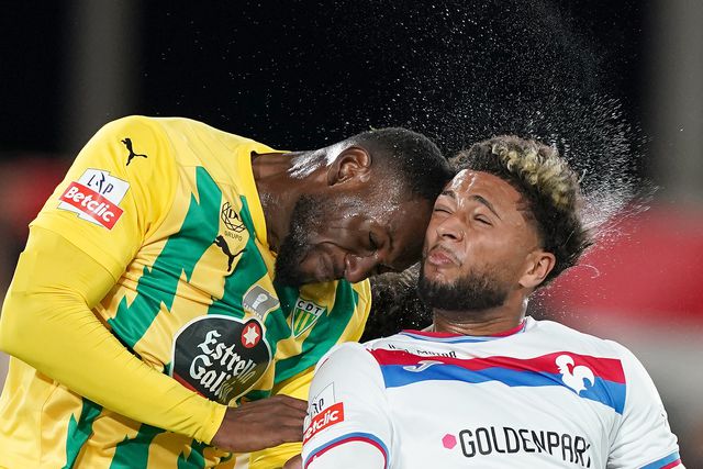 Medina e Gustavo Varela em duelo intenso - Foto: Hugo Delgado/Lusa